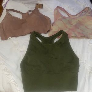 VS Pink ultimate sports bra bundle M/L